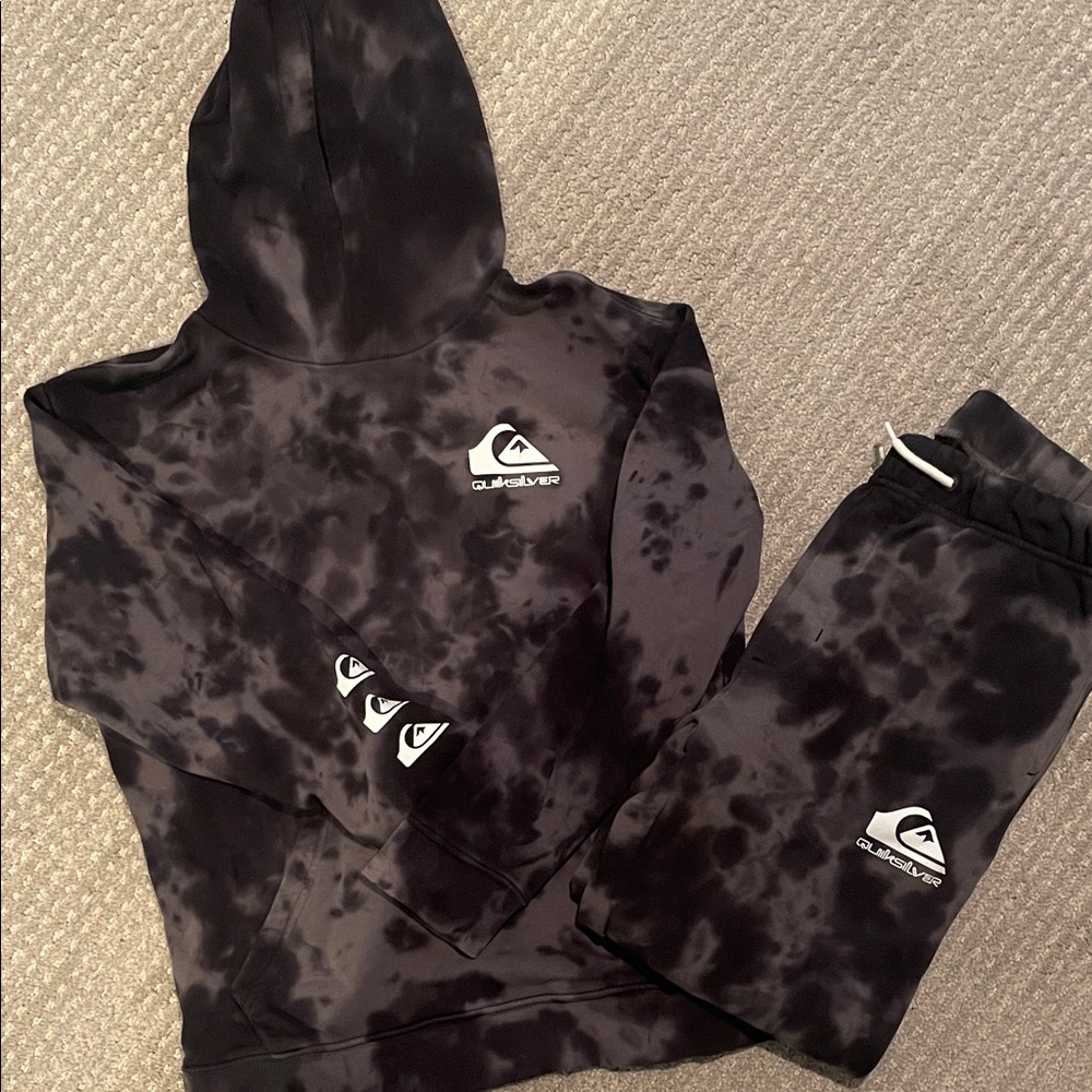 Quiksilver Boys Charcoal Tie-Dye Hoodie and Joggers